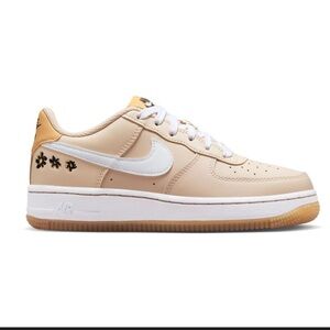 Nike Air Force 1 SE Beige and White Sneakers